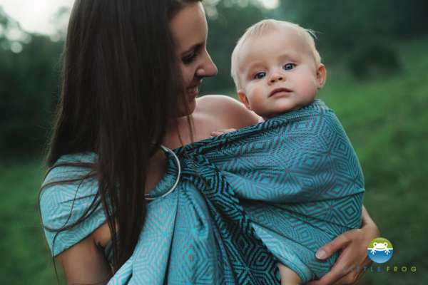 Sling de portage Little Frog Stormy Cube