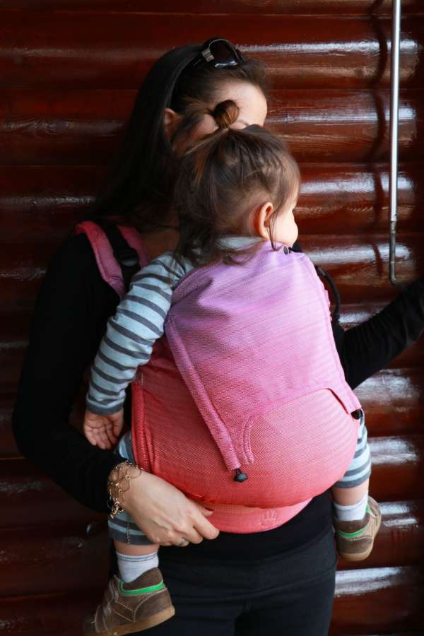 Porte bébé gros bébé, enfant, toddler, rose et physiologique