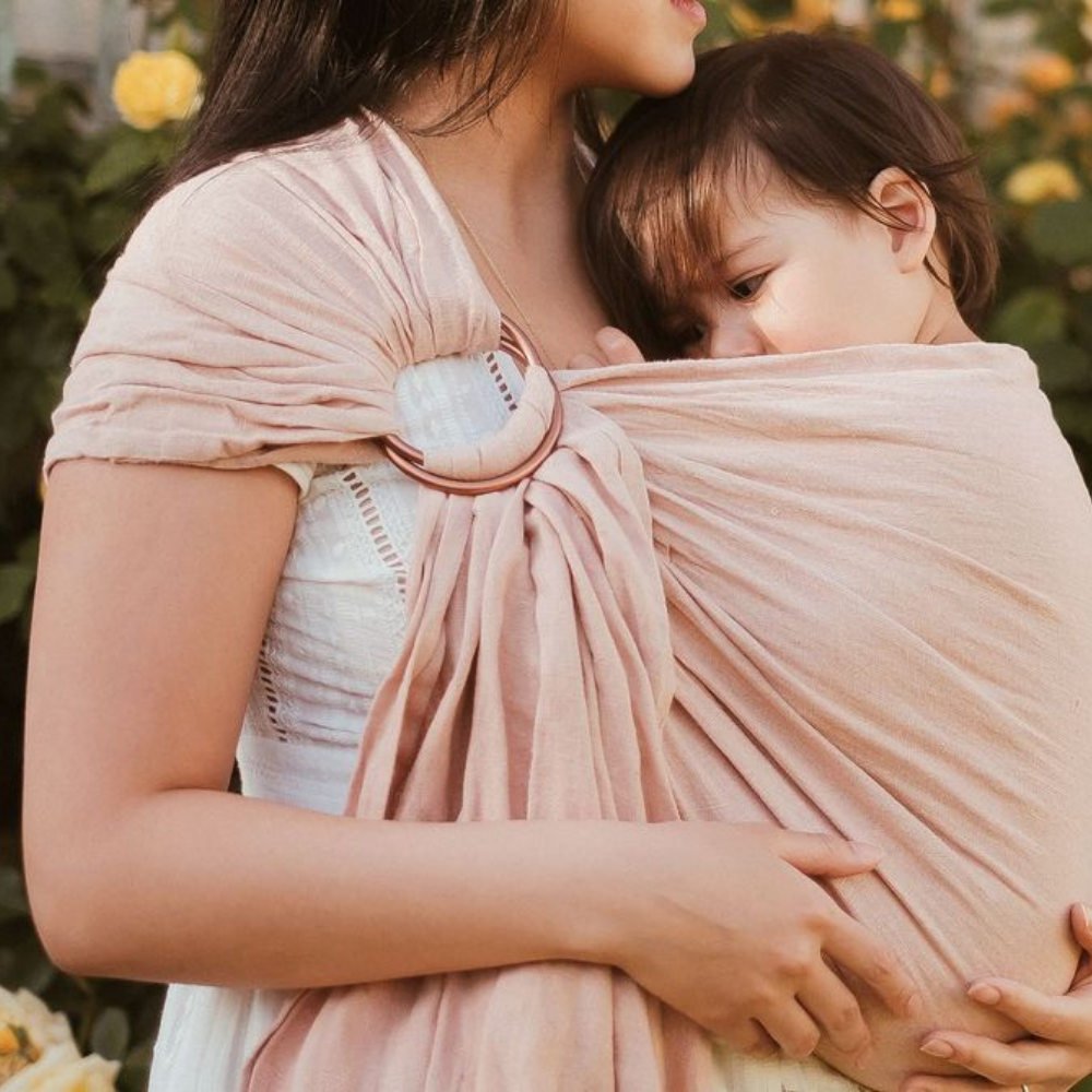 Sling de portage en lin rose pâle Bud Blossom