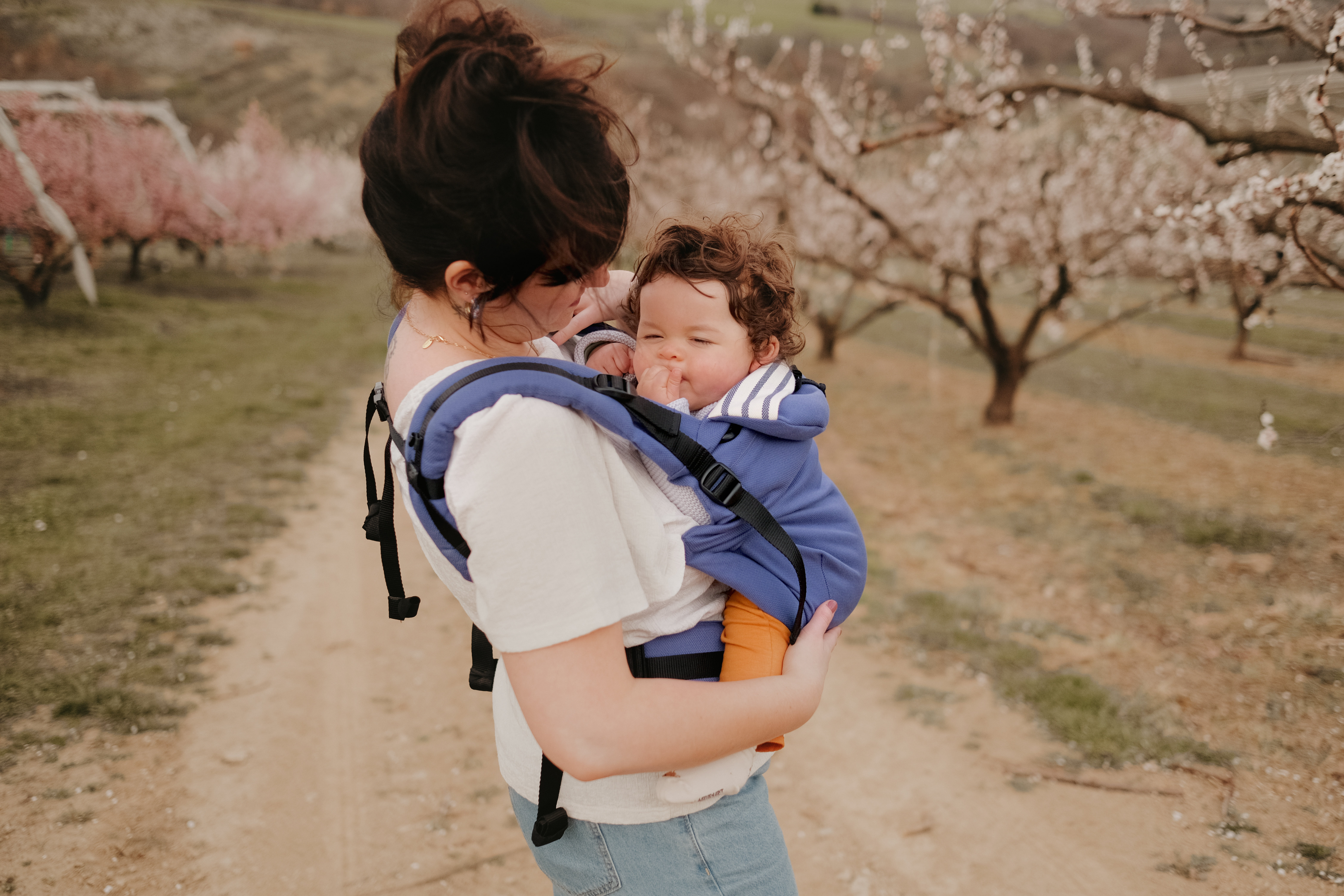 Porte bébé Néo+ | De 3 mois à 3 ans | Neobulle Marin