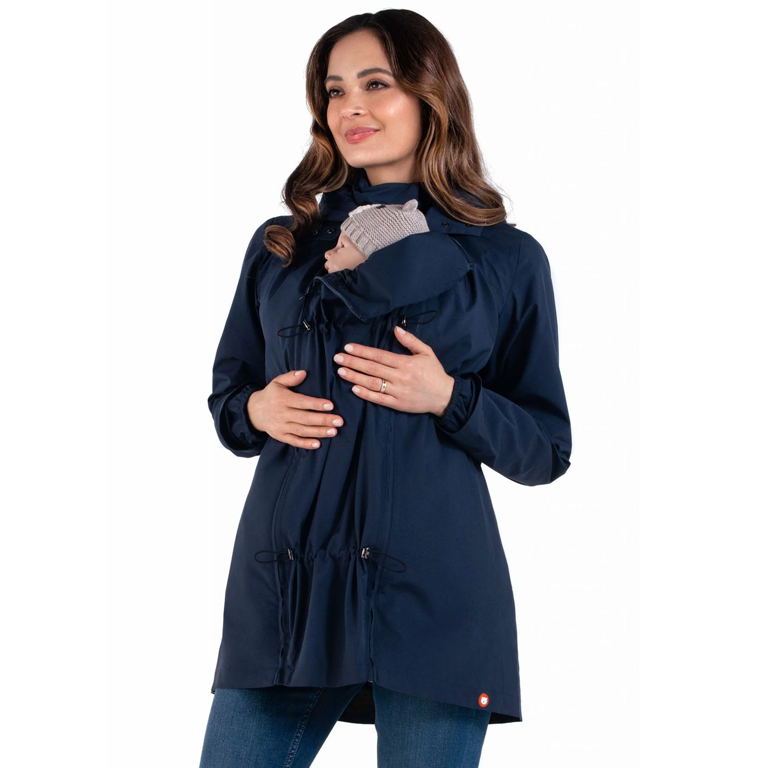 Veste_pluie_printemps_portage_bébé_grossesse_wombat_numbatGo_physiologique_achat_suisse_marine_jaune (8) La veste de portage idéal pour le printemps et la pluie. C'est la veste la plus légère du marché. Facilement transportable, non encombrante. La veste wombat de la naissance à 4 ans. Chez jeteporte Suisse