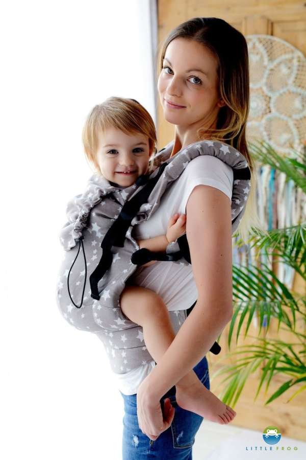 Le porte bébé pour votre bambin. De 1 à 4 ans, il vous accompagnera pour vos balades et randonnées été comme hiver. De little frog, achat en Suisse