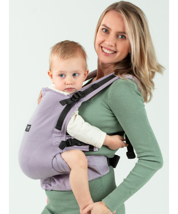 Un porte bébé pour les nouveau né. Le porte bébé évolutif. Ergonomique et physiologique, ce sac de portage vous permettra de porter votre enfant de la naissance à 4 ans. EN coton biologique et en pur Lin, des matières naturelles pour un portage de qualité. Acheter en Suisse Isara