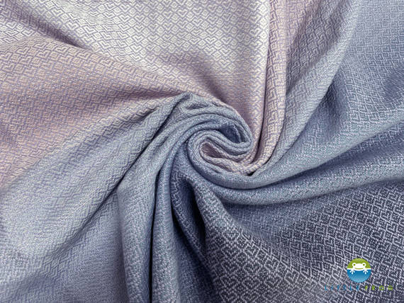 Un sling de portage pour porter votre nouveau né dès la naissance. Physiologique, posture de bebe respectée. Achat en Suisse