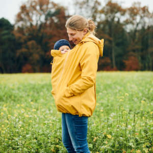 La veste de portage mamlalila pour porter toute l'année. Elle fait veste de portage hiver, mais aussi entre saisons. Test et essai gratuit à Romont. Achat en suisse