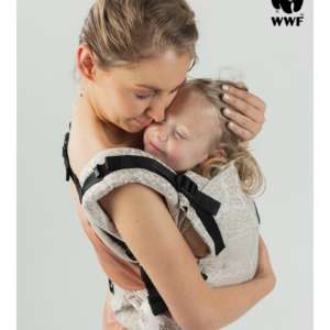 Un porte bébé pour les nouveau né. Le porte bébé évolutif. Ergonomique et physiologique, ce sac de portage vous permettra de porter votre enfant de la naissance à 4 ans. EN coton biologique et en pur Lin, des matières naturelles pour un portage de qualité. Acheter en Suisse Isara