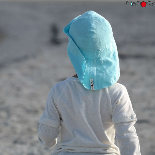 Chapeau anti UV naturel de Manymonths! Grâce au chanvre, votre bébé sera protéger du soleil avec la protection nuque et visage! Taille enfant et bébé, dès la naissance. Livraison en Suisse