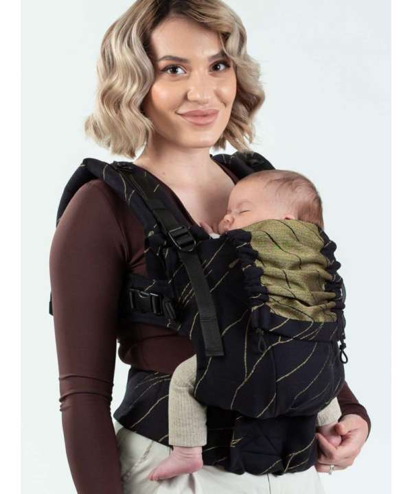 Un porte bébé pour les nouveau né. Le porte bébé évolutif. Ergonomique et physiologique, ce sac de portage vous permettra de porter votre enfant de la naissance à 4 ans. EN coton biologique et en pur Lin, des matières naturelles pour un portage de qualité. Acheter en Suisse Isara