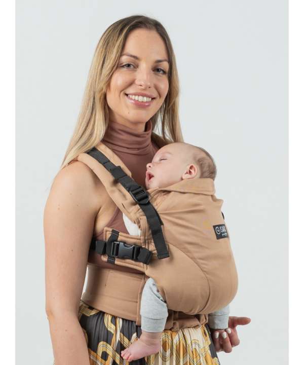 Un porte bébé pour les nouveau né. Le porte bébé évolutif. Ergonomique et physiologique, ce sac de portage vous permettra de porter votre enfant de la naissance à 4 ans. EN coton biologique et en pur Lin, des matières naturelles pour un portage de qualité. Acheter en Suisse Isara