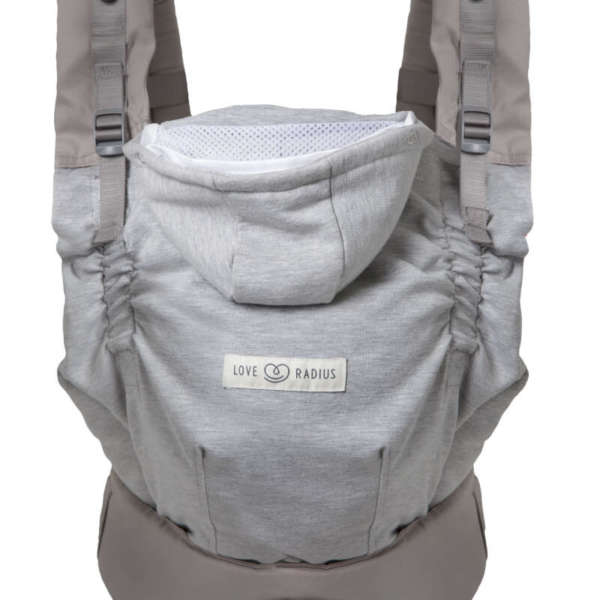 Hoodie carrier 2 de love and radius! Le porte bébé réglable et ergonomique pour porter dès la naissance. Test et achat en suisse romande chez jeteporte