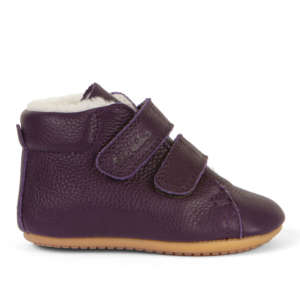 Chaussures souples 1er pas. Semelles flexibles en cuir naturel pour un bon développement du pied de l'enfant. Achat, conseils et test en suisse. Sur Vaud, Fribourg et en ligne. La boutique physiologique JeTePorte