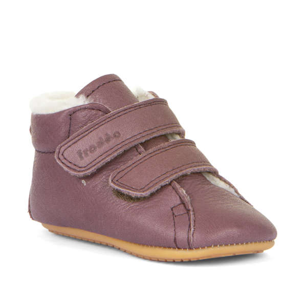 Chaussures souples 1er pas. Semelles flexibles en cuir naturel pour un bon développement du pied de l'enfant. Achat, conseils et test en suisse. Sur Vaud, Fribourg et en ligne. La boutique physiologique JeTePorte