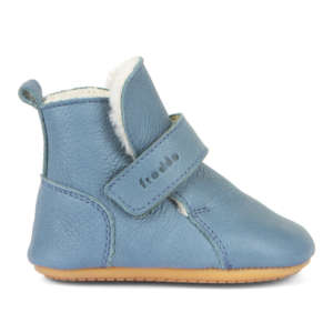 Chaussures souples 1er pas. Semelles flexibles en cuir naturel pour un bon développement du pied de l'enfant. Achat, conseils et test en suisse. Sur Vaud, Fribourg et en ligne. La boutique physiologique JeTePorte