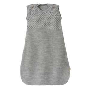 Un sac de couchage en laine mérinos. Pour des nuits au chaud pour bébé. De disana. Achat et conseils pour bien choisir vos vêtements en fibres naturelles, en suisse. Sur Jeteporte à Romont.