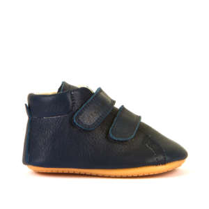 Chaussures souples 1er pas. Semelles flexibles en cuir naturel pour un bon développement du pied de l'enfant. Achat, conseils et test en suisse. Sur Vaud, Fribourg et en ligne. La boutique physiologique JeTePorte